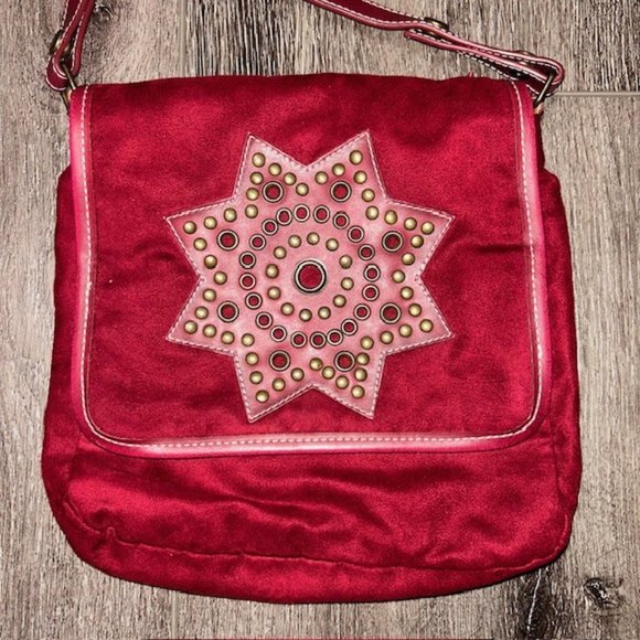 Pink Collection Star Pattern Crimson Red Crossbody Bag Purse - Picture 2 of 5